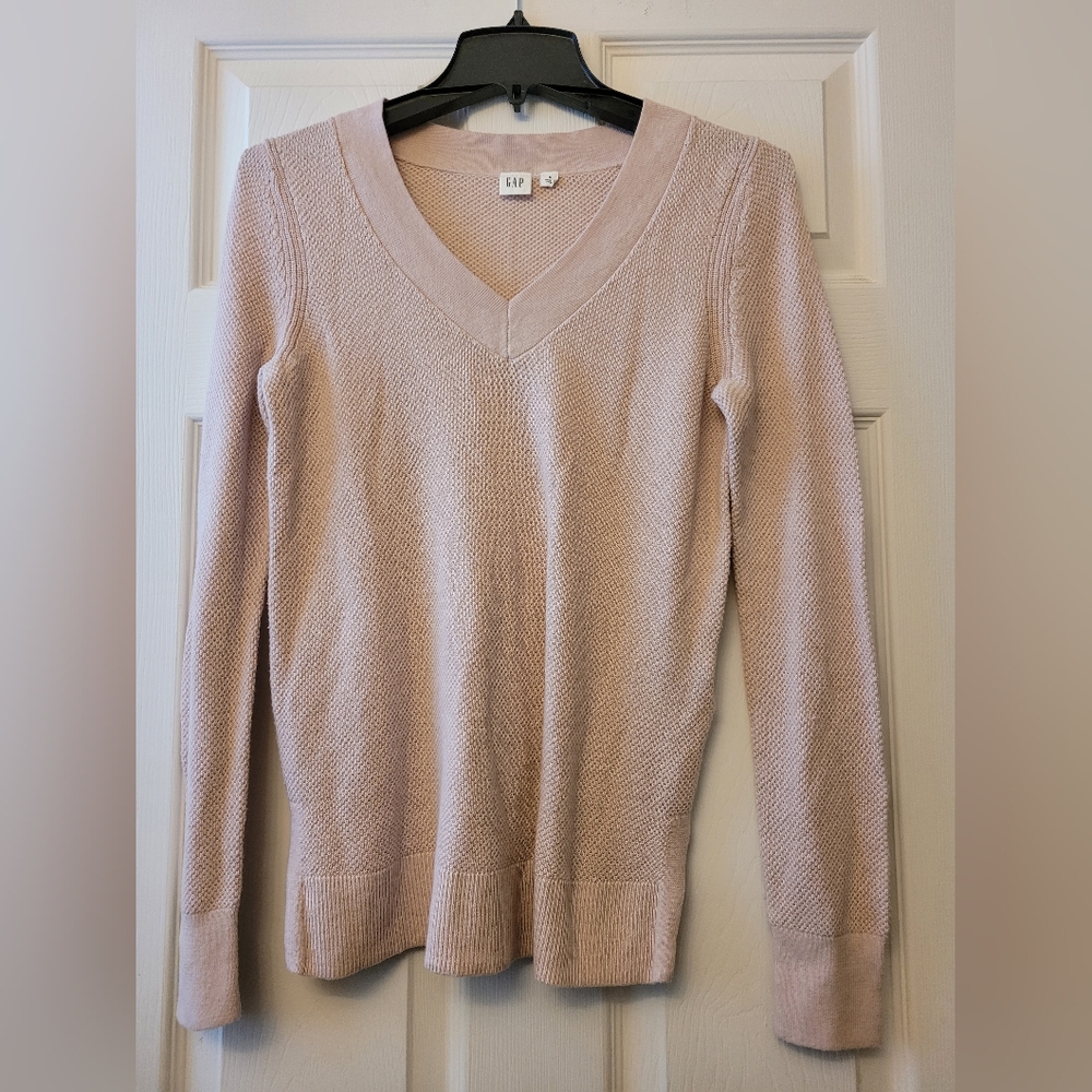 GAP Sweater